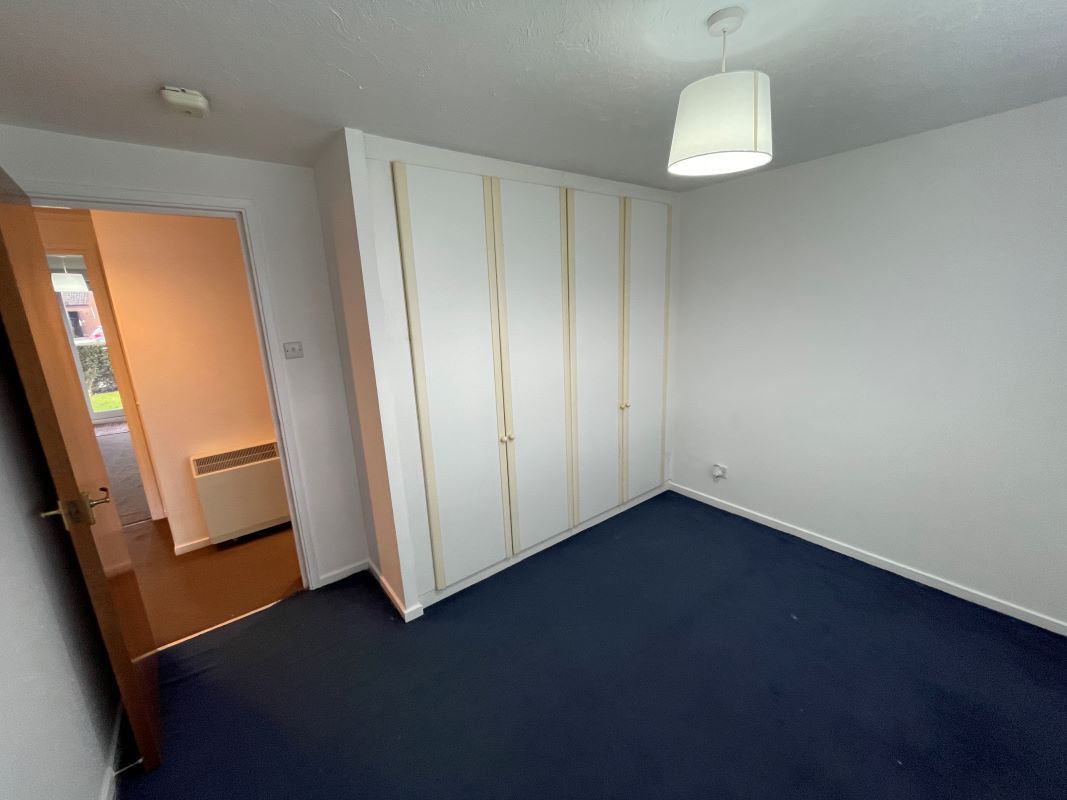 66 Knowles Close, West Drayton, Middlesex, UB7 8LZ