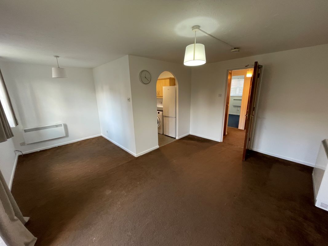 66 Knowles Close, West Drayton, Middlesex, UB7 8LZ