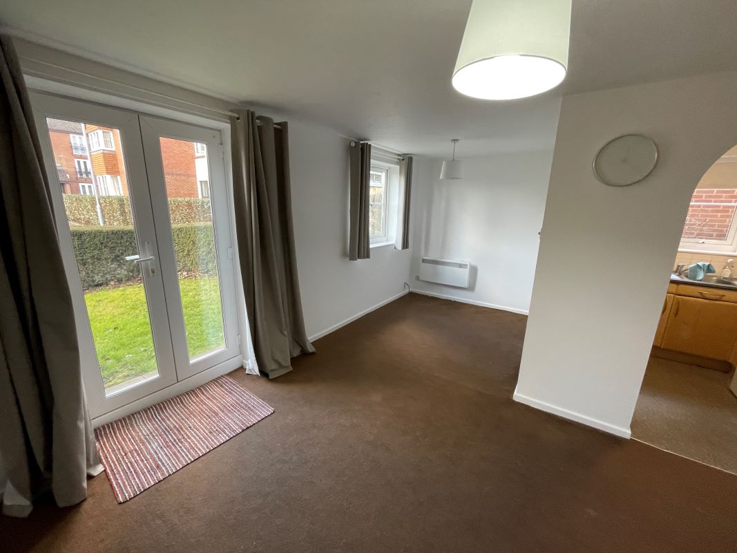 66 Knowles Close, West Drayton, Middlesex, UB7 8LZ