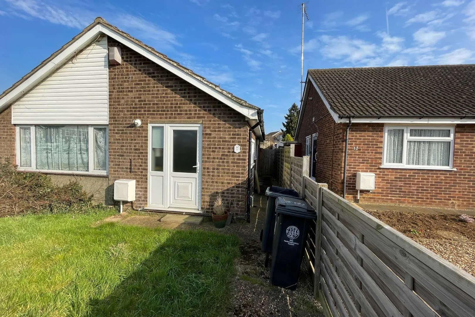 14 Cedar Way, Higham Ferrers, Rushden, NN10 8ES
