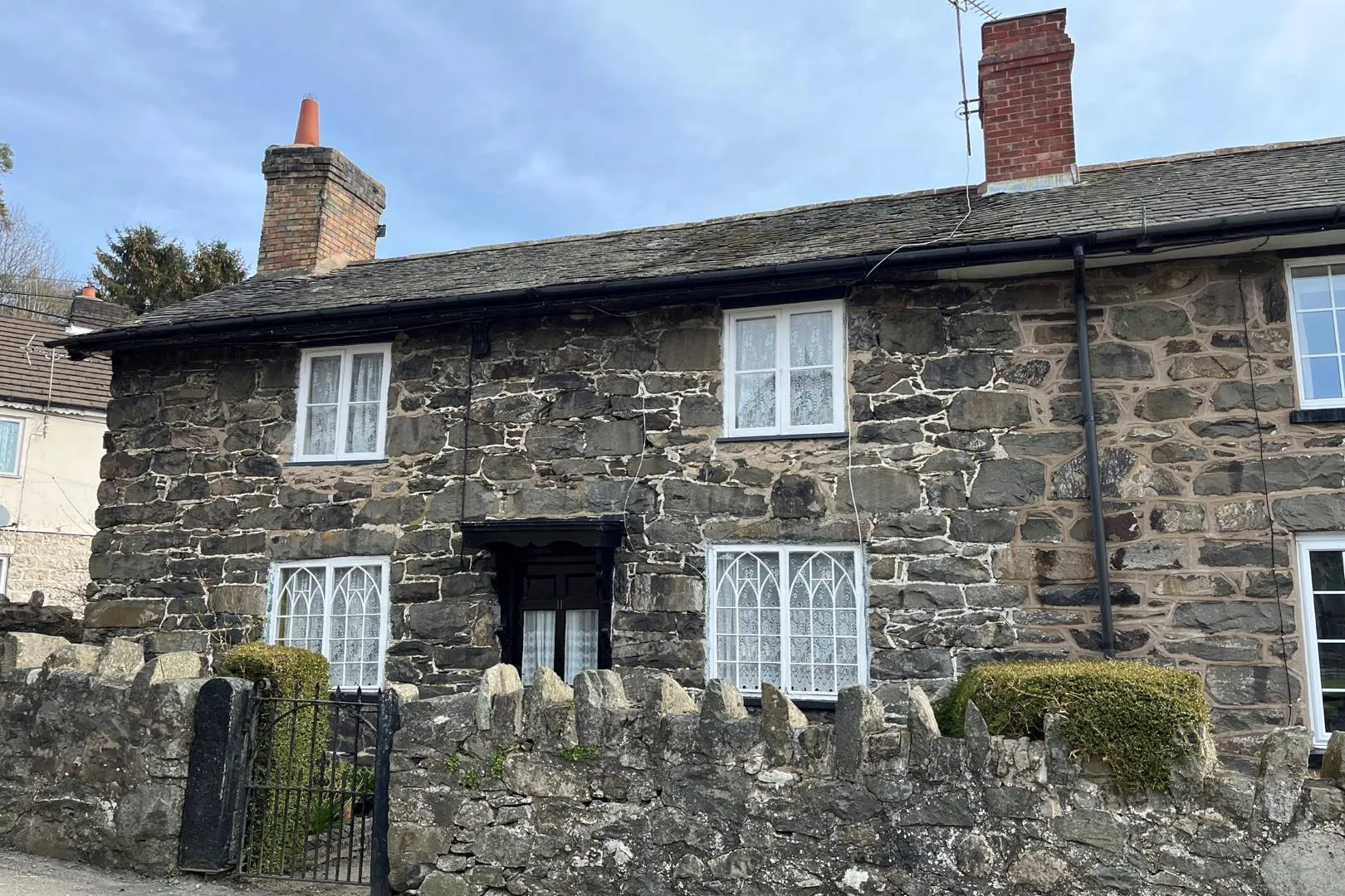 11 Waterfall Street, Llanrhaeadr ym Mochnant, Oswestry, SY10 0JX