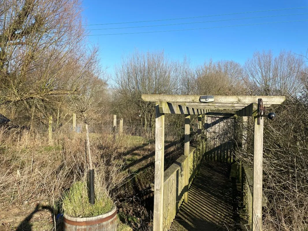 Willow Farm Fishing Lake, Bedford Road, Sandy, Bedfordshire, SG19 1ND