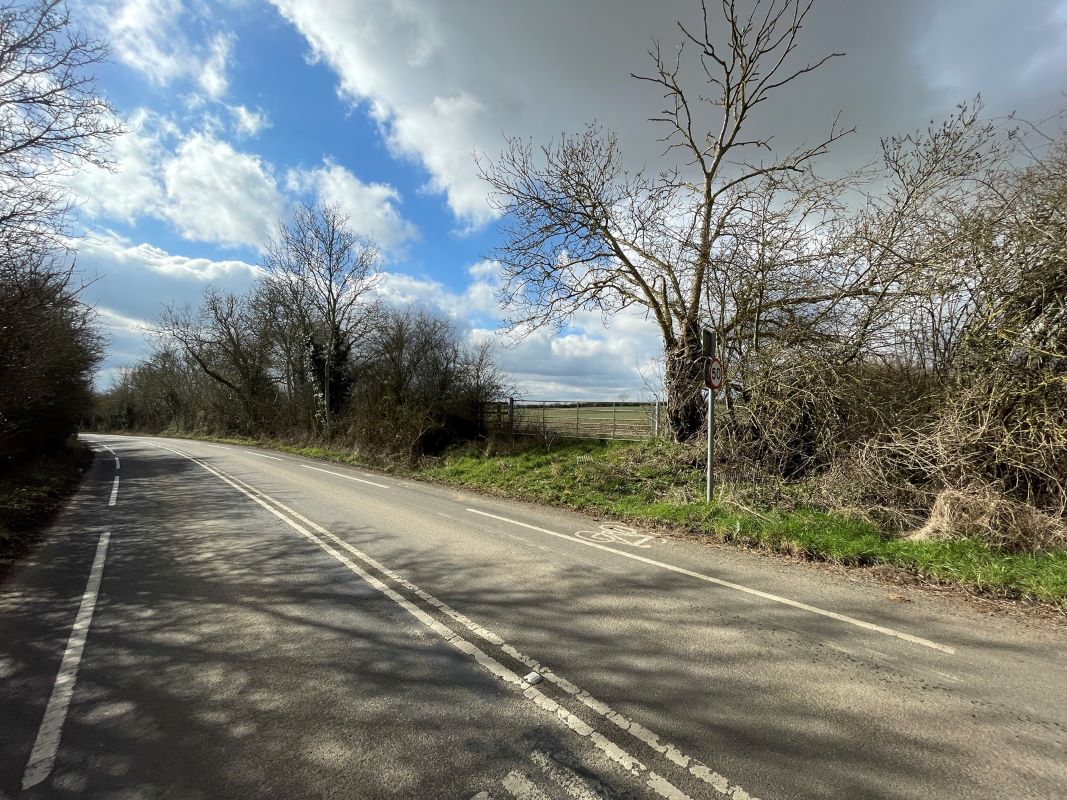 Cold Harbour Field, High Street, Sherington, Buckinghamshire, MK16 9QP