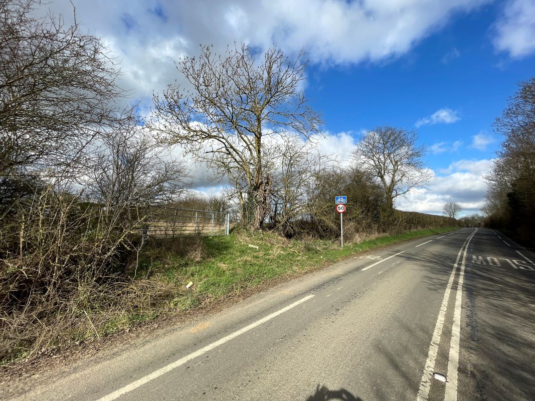 Cold Harbour Field, High Street, Sherington, Buckinghamshire, MK16 9QP