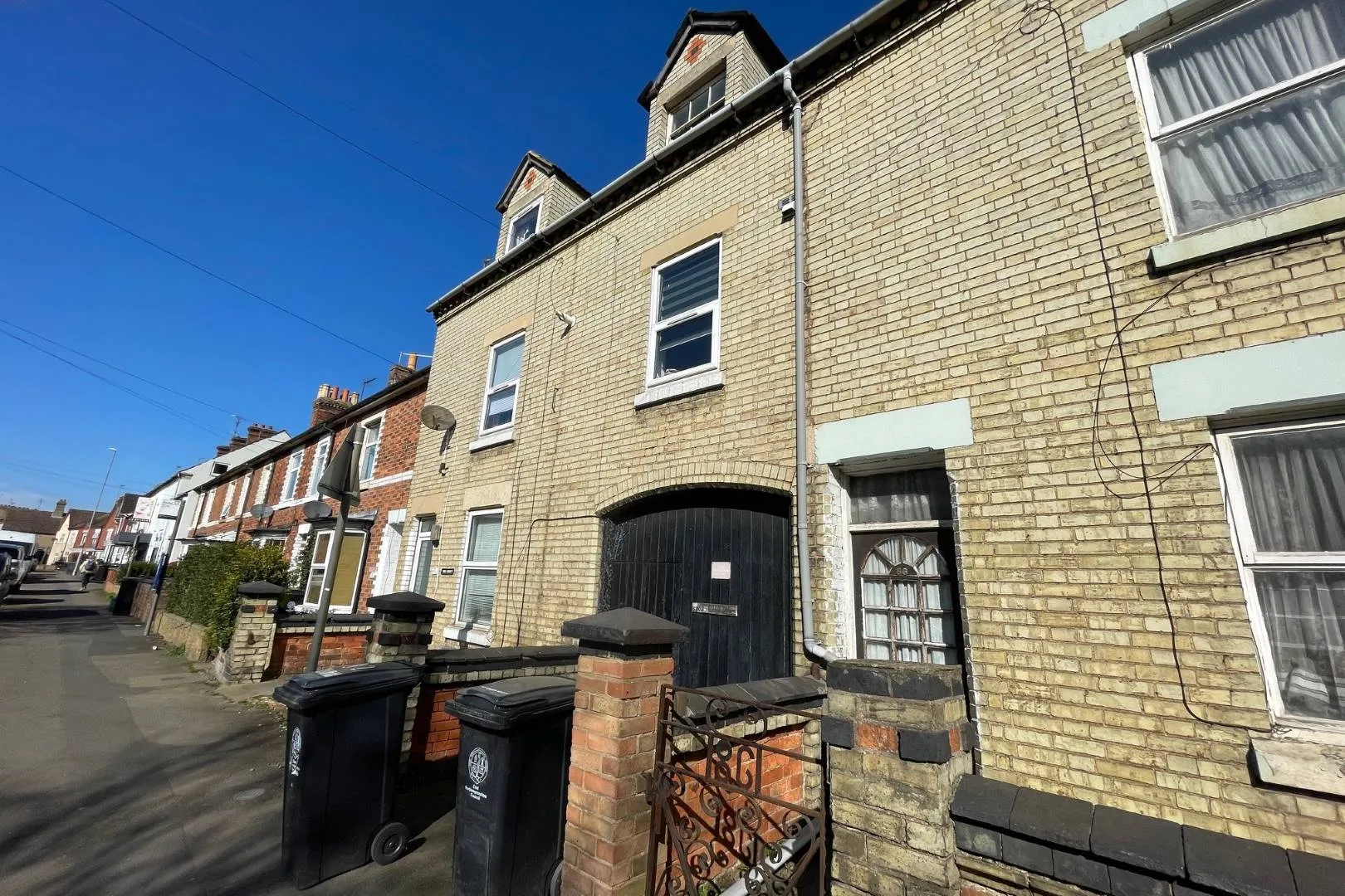 88-90 Wellingborough Road, Rushden, NN10 9TD
