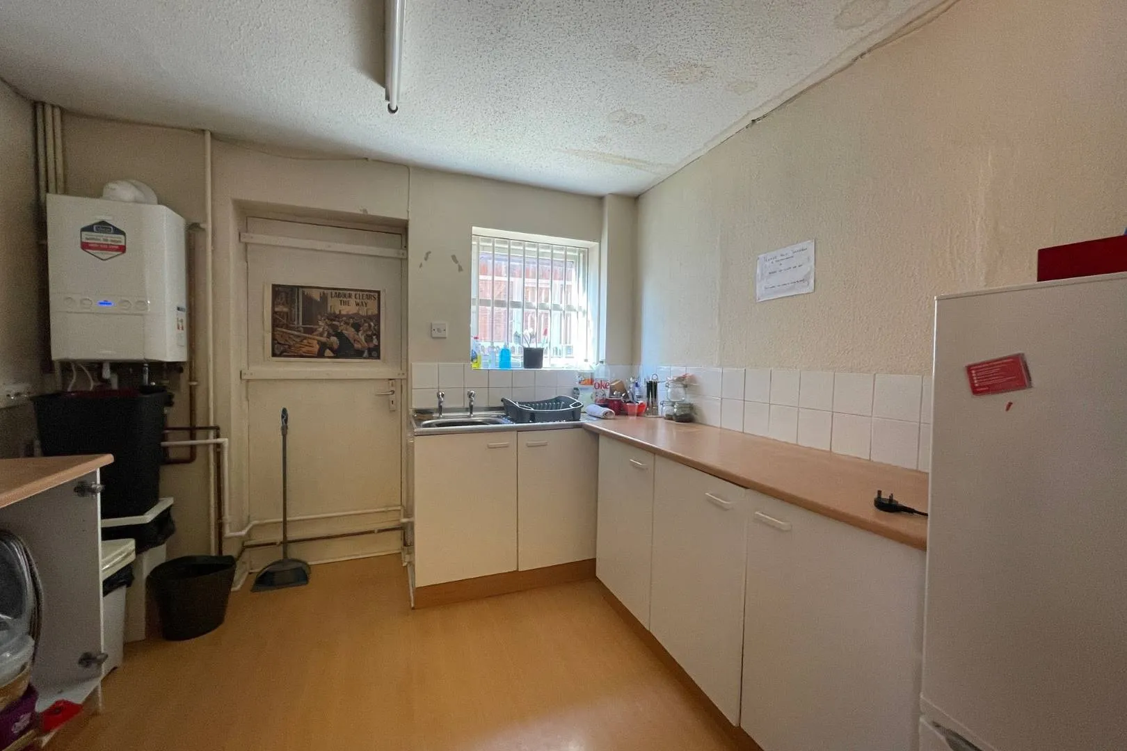 112 Newport Road, New Bradwell, Milton Keynes, MK13 0AA