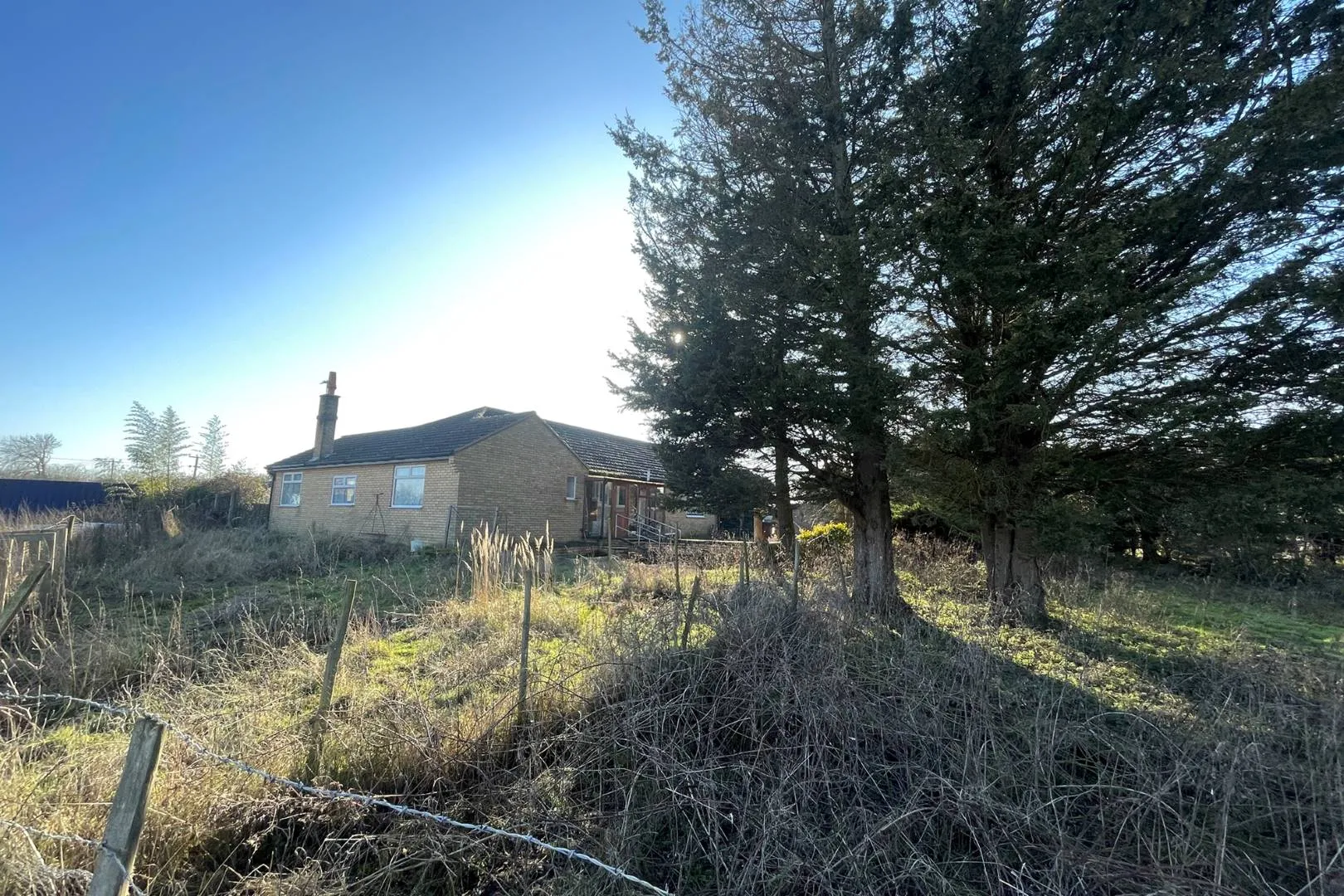 Willow Farm Bungalow, Bedford Road, Sandy, SG19 1ND