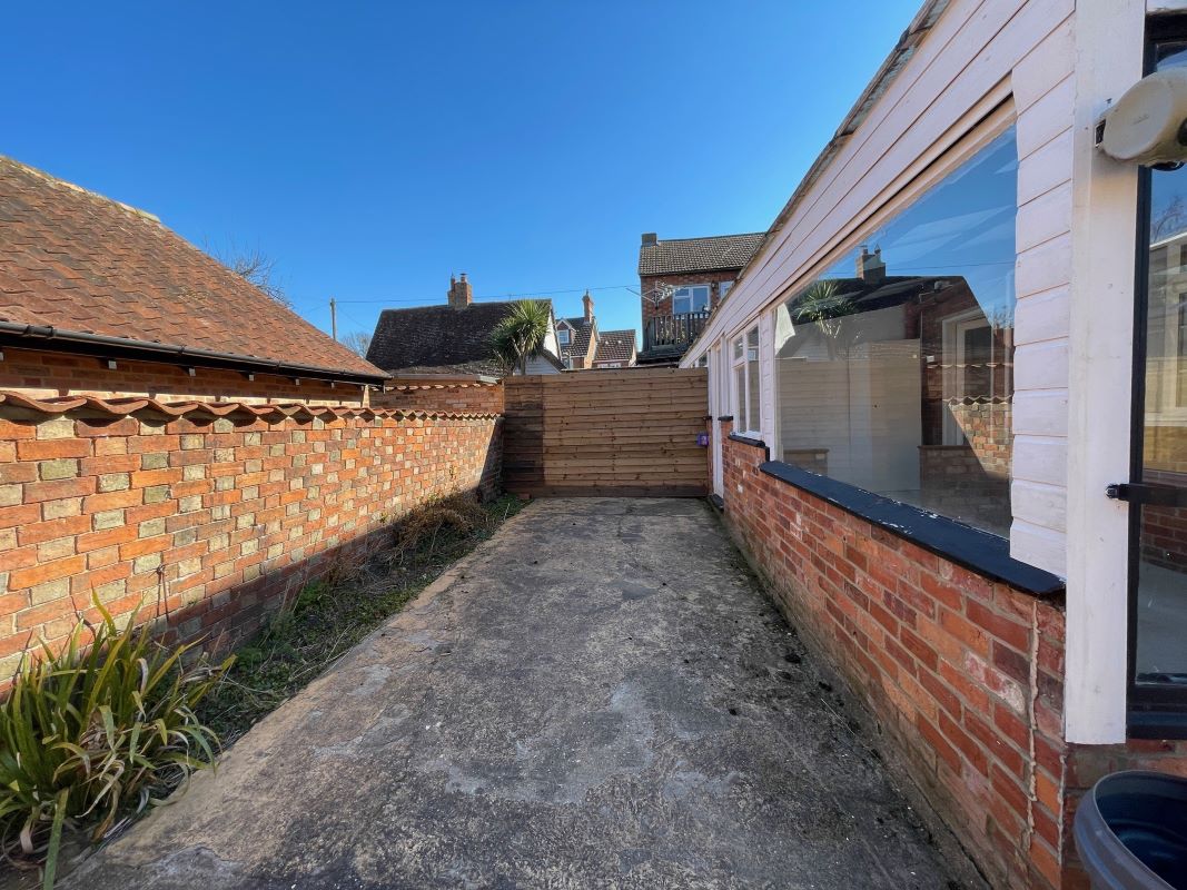 91A High Street, Riseley, Bedfordshire, MK44 1DD