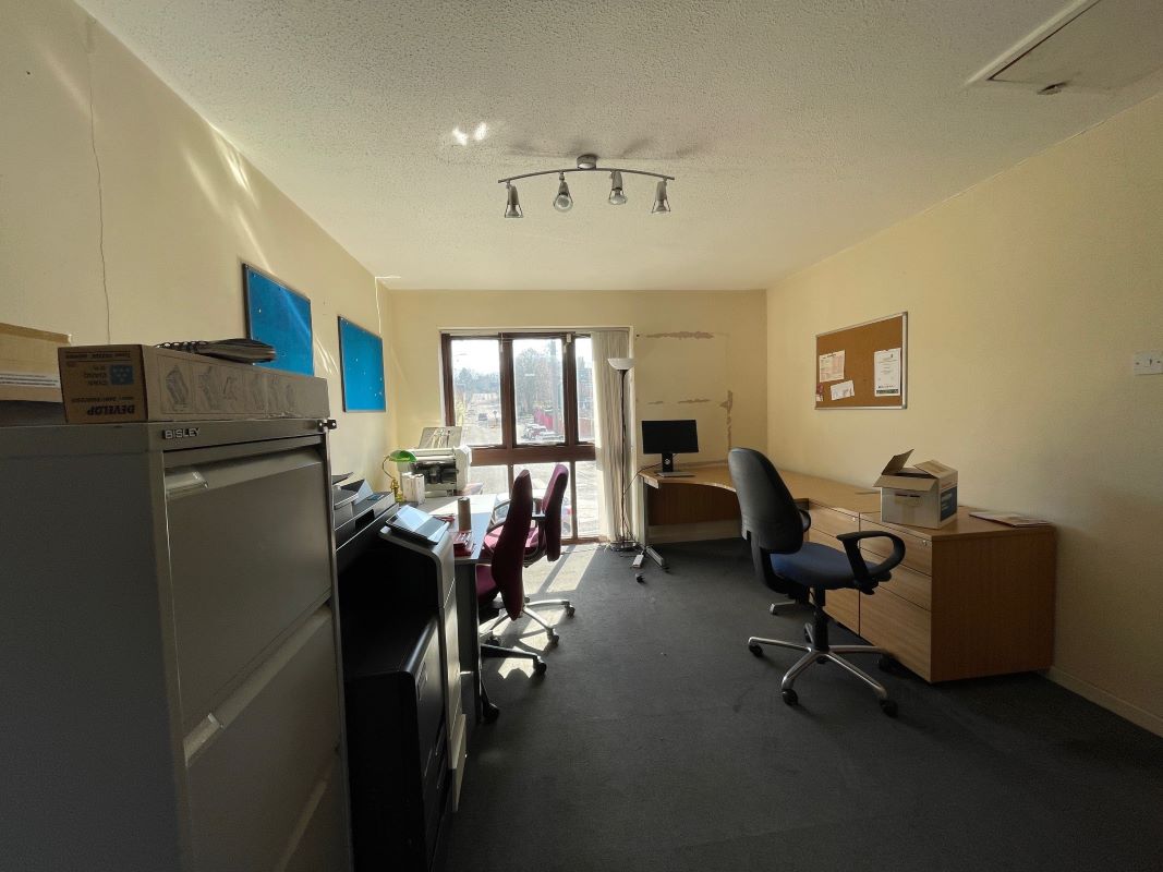 112 Newport Road, New Bradwell, Milton Keynes, MK13 0AA