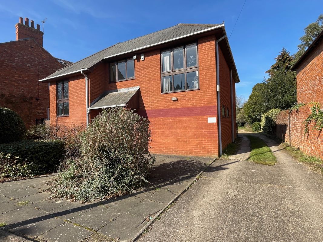 112 Newport Road, New Bradwell, Milton Keynes, MK13 0AA