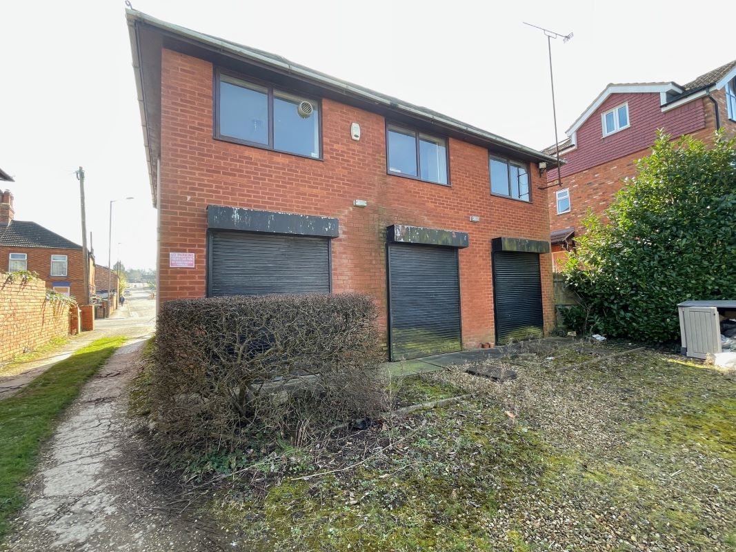 112 Newport Road, New Bradwell, Milton Keynes, MK13 0AA