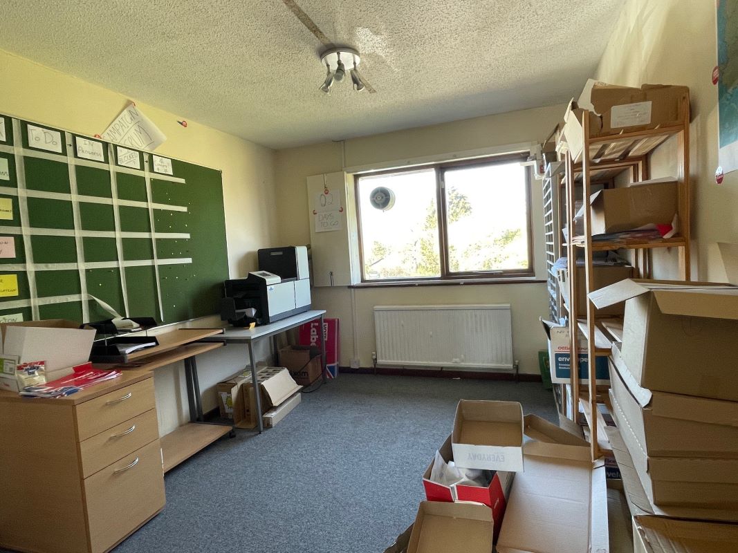112 Newport Road, New Bradwell, Milton Keynes, MK13 0AA