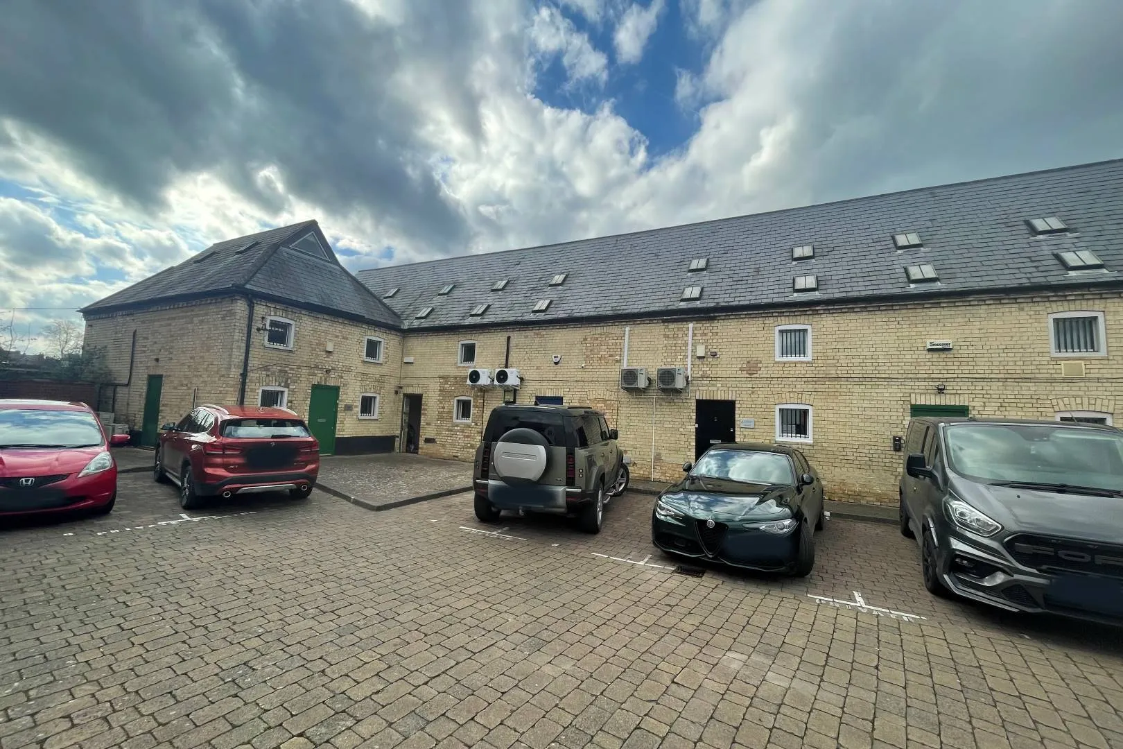 Unit 5 Brewers Yard, Ivel Road, Shefford, SG17 5GY