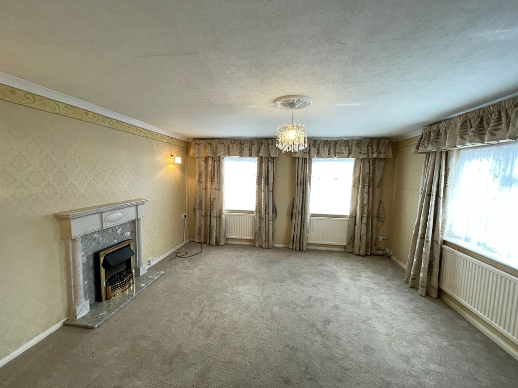 2A Hardwick Road, Woburn Sands, Buckinghamshire, MK17 8QJ