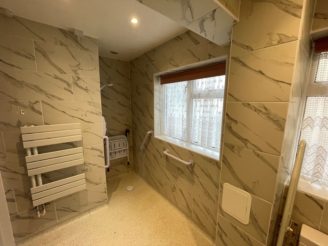 2A Hardwick Road, Woburn Sands, Buckinghamshire, MK17 8QJ