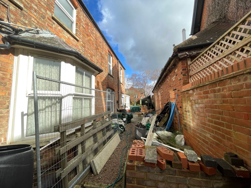 1A & 1B St Andrews Road, Bedford, Bedfordshire, MK40 2LL