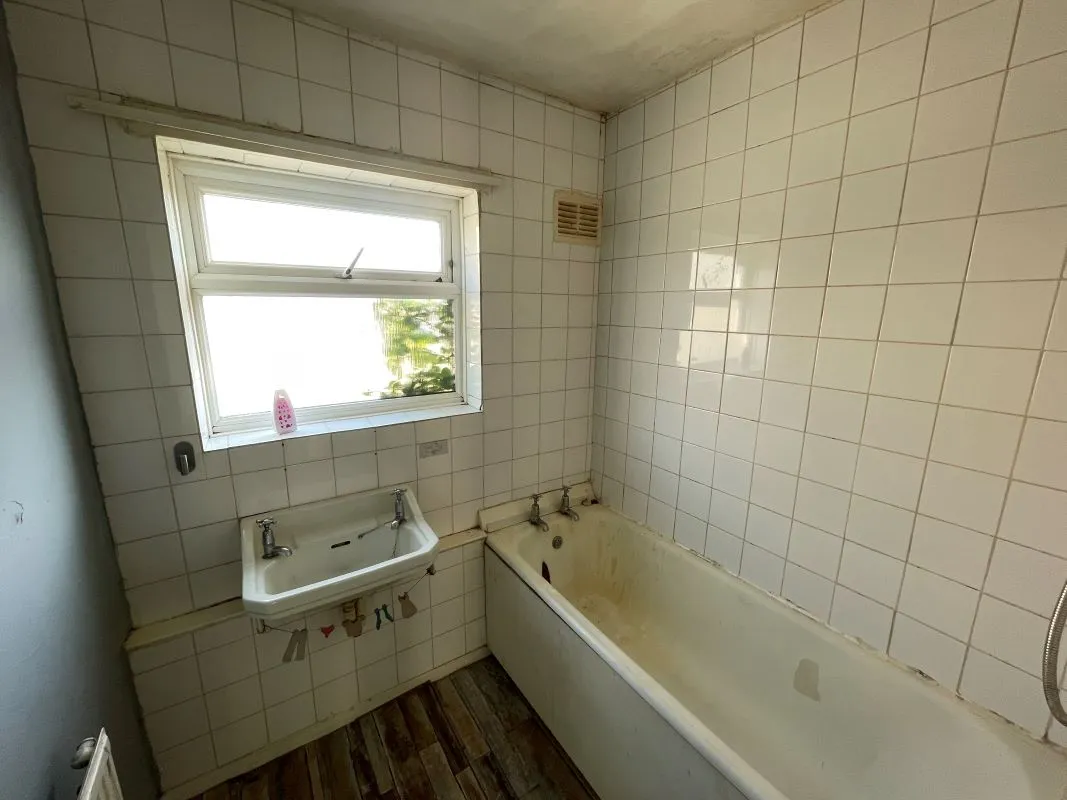 31 Cody Road, Clapham, Bedfordshire, MK41 6ED