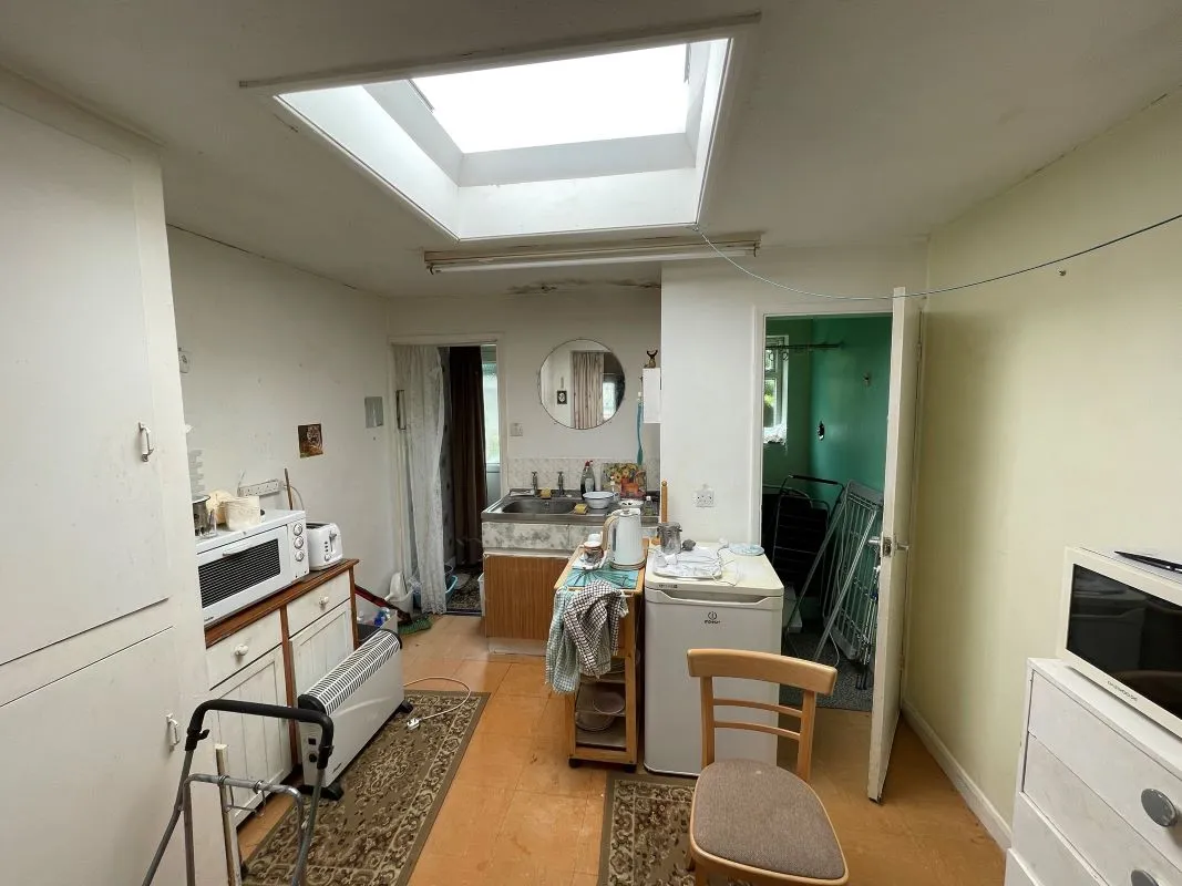 16 Ivel Road, Sandy, Bedfordshire, SG19 1AX
