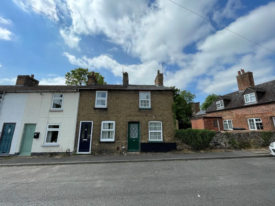 16 Ivel Road, Sandy, Bedfordshire, SG19 1AX