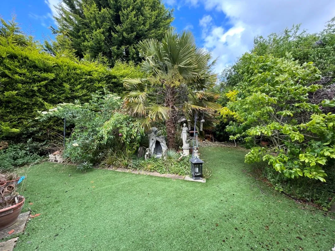 3 The Firs Wigmore Lane, Luton, Bedfordshire, LU2 8AA