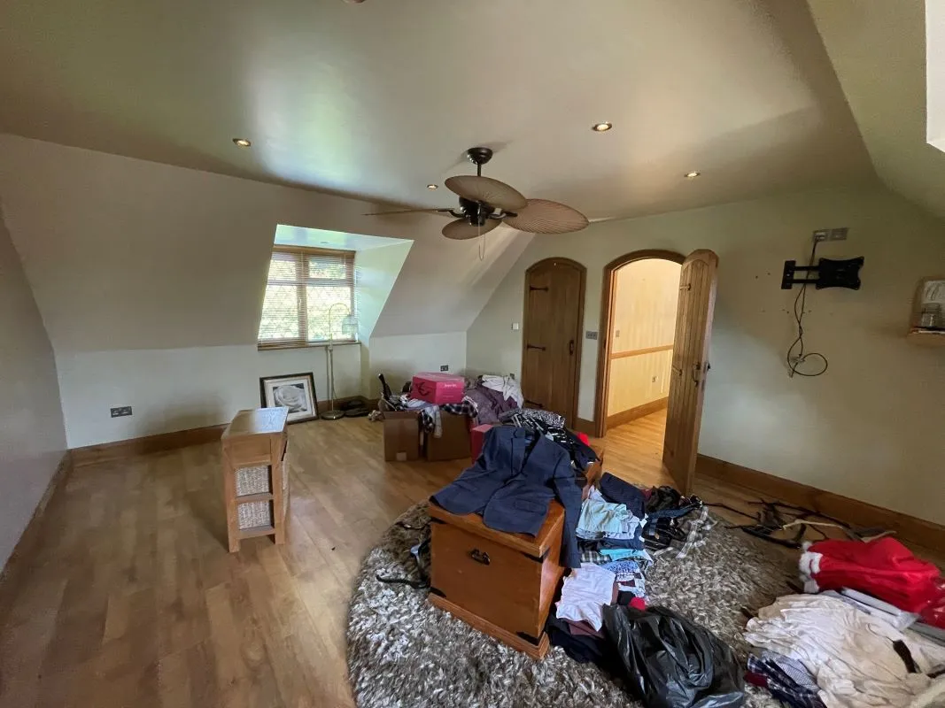 3 The Firs Wigmore Lane, Luton, Bedfordshire, LU2 8AA