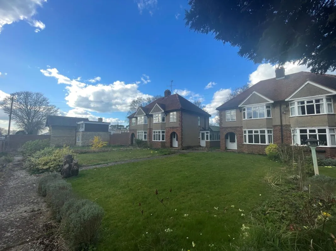77 Irchester Road, Wollaston, North Northamptonshire, NN29 7RW