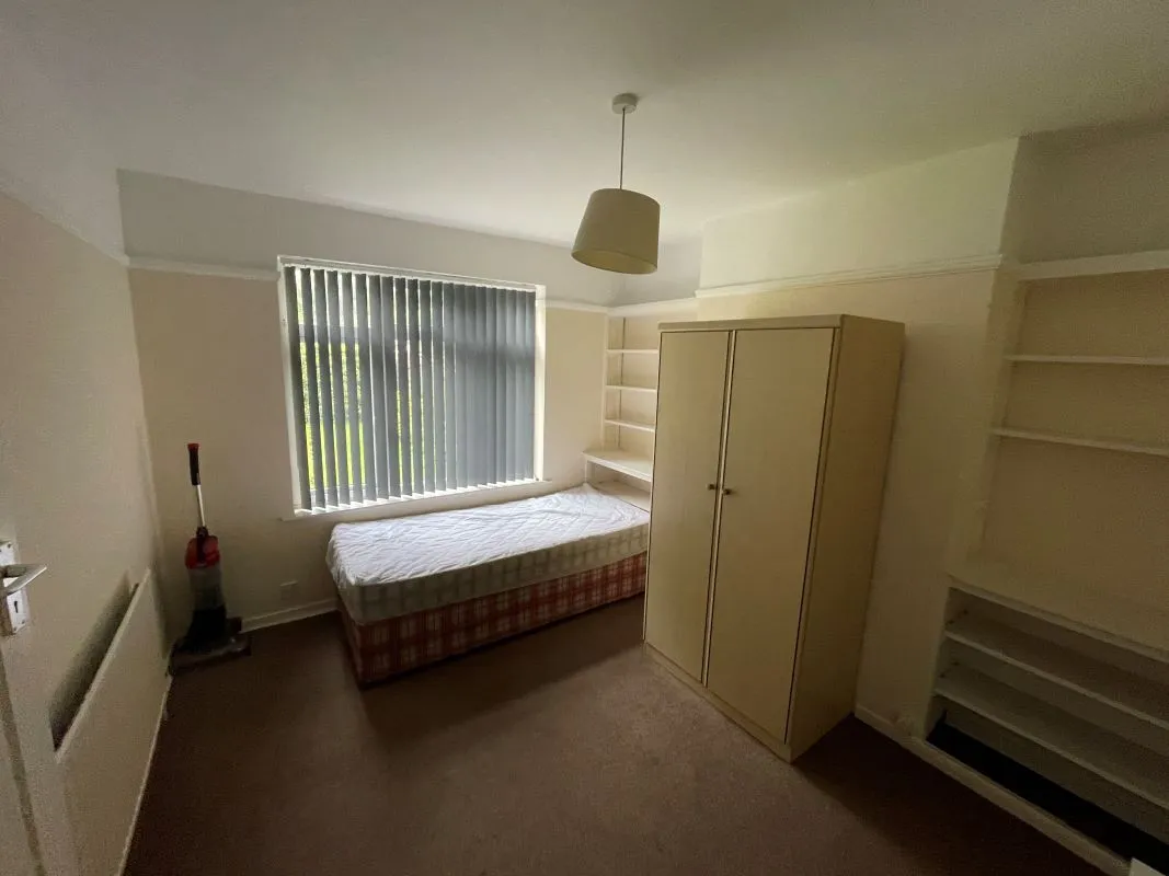 77 Irchester Road, Wollaston, North Northamptonshire, NN29 7RW