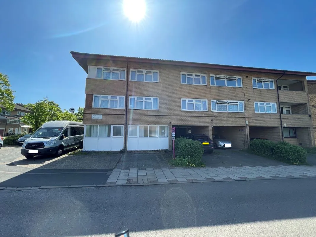 30 Ramsons Avenue, Milton Keynes, Buckinghamshire, MK14 7BA
