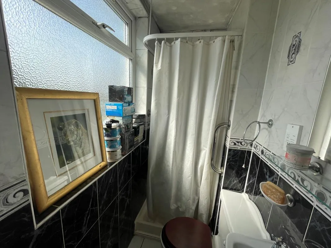 36 Eastcote Avenue, Harrow, Middlesex, HA2 8AL