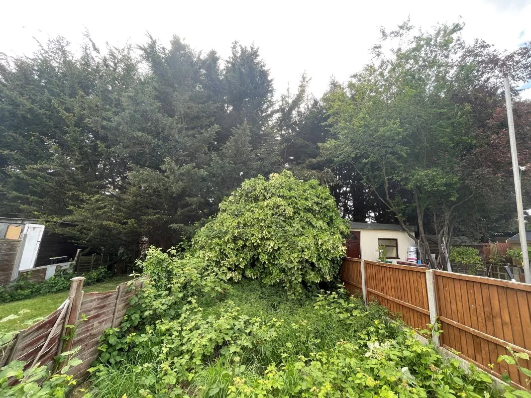 36 Eastcote Avenue, Harrow, Middlesex, HA2 8AL