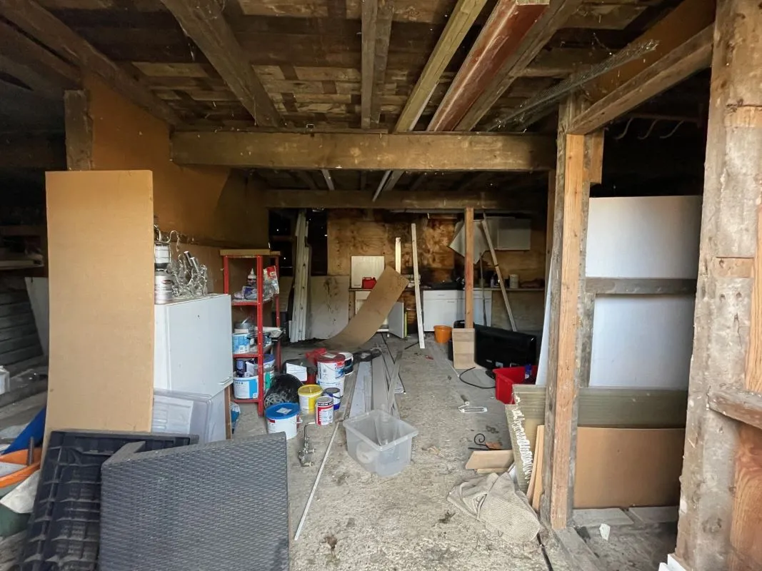 Land, Building & Freehold of 50 Limbury Road, Luton, Bedfordshire, LU3 2PL