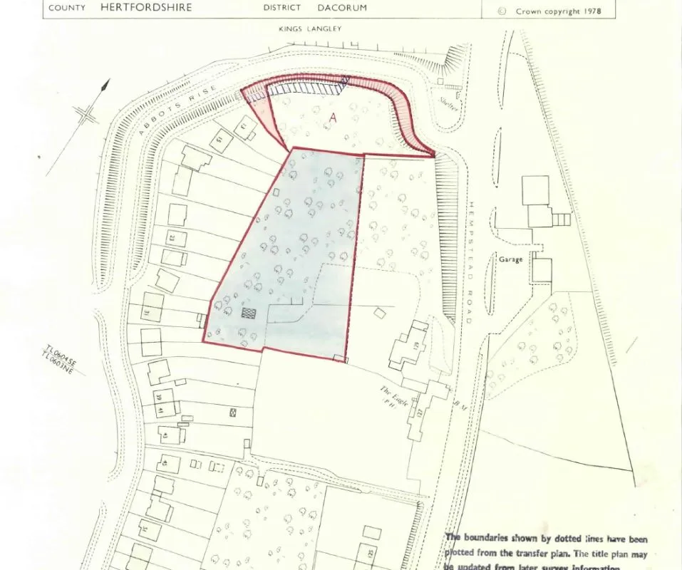 Land on the eastern side of Abbots Rise, Kings Langley, Hertfordshire, WD4 8AR