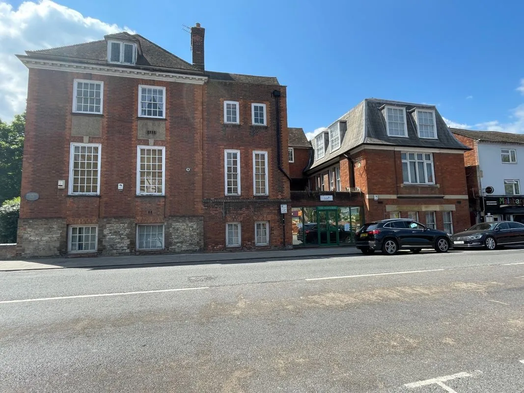 Mansards, 92