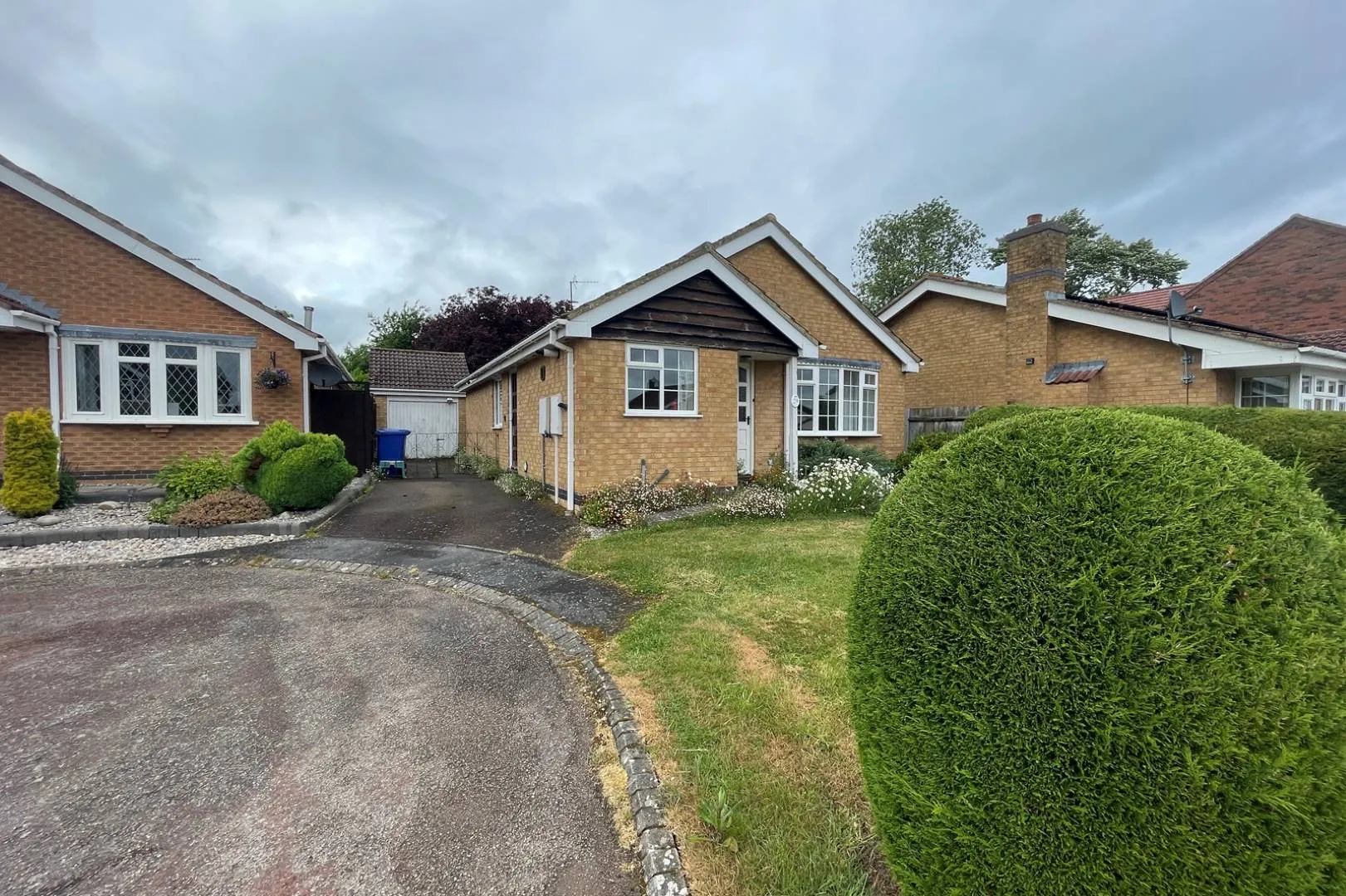 29 Clare Crescent, Towcester, NN12 6QQ