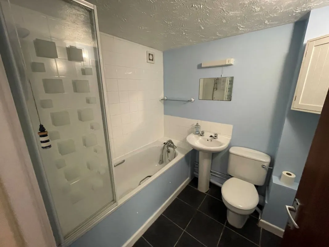 40 Rossiter House, Manor Road, Brackley, Northamptonshire, NN13 6DU