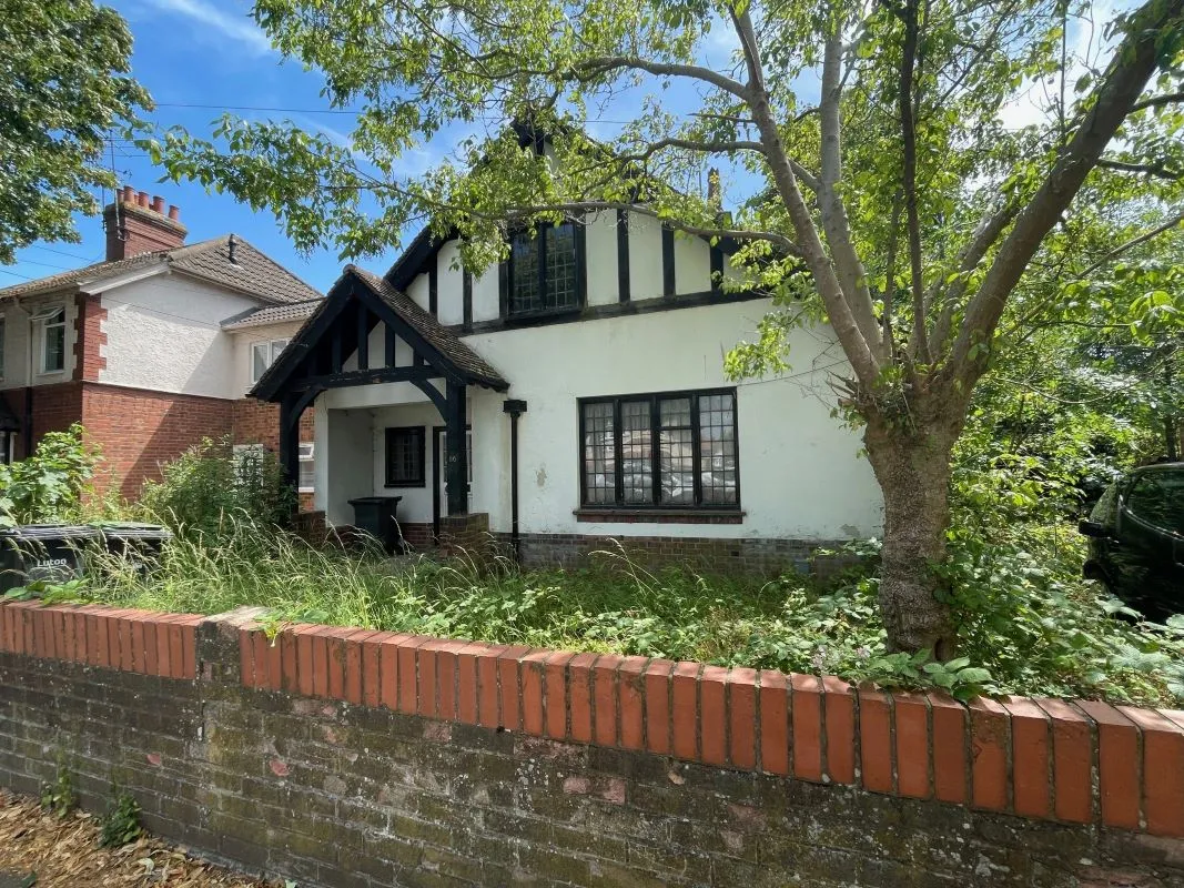 86 Limbury Road, Luton, Bedfordshire, LU3 2PL