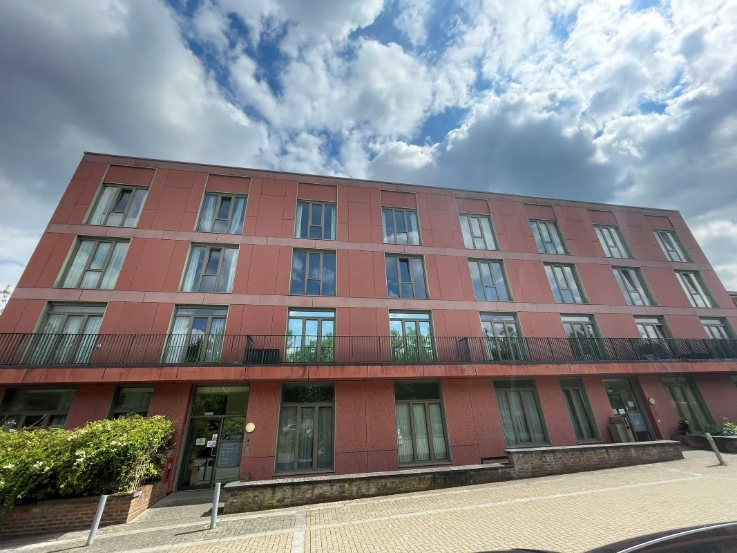 30 Columbia Place, Campbell Park, Milton Keynes, Buckinghamshire, MK9 4AT