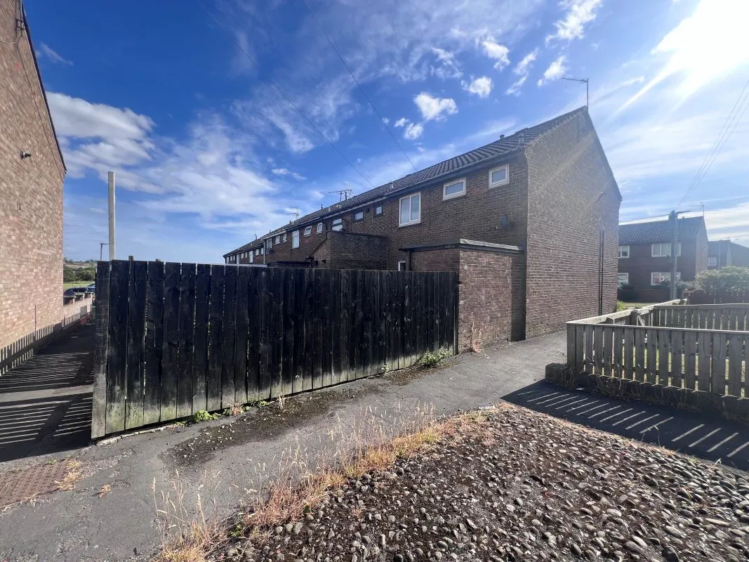 117 Oakley Green, West Auckland, County Durham, DL14 9JE