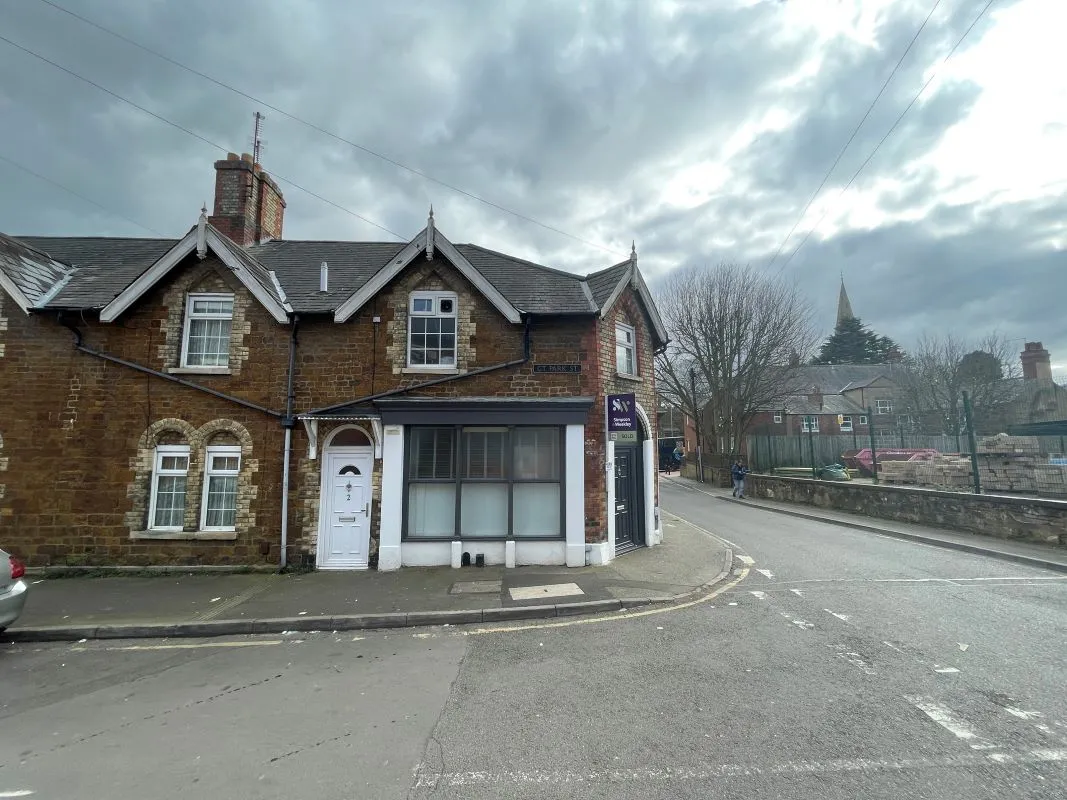 2A Great Park Street, Wellingborough, Northamptonshire, NN8 4PR