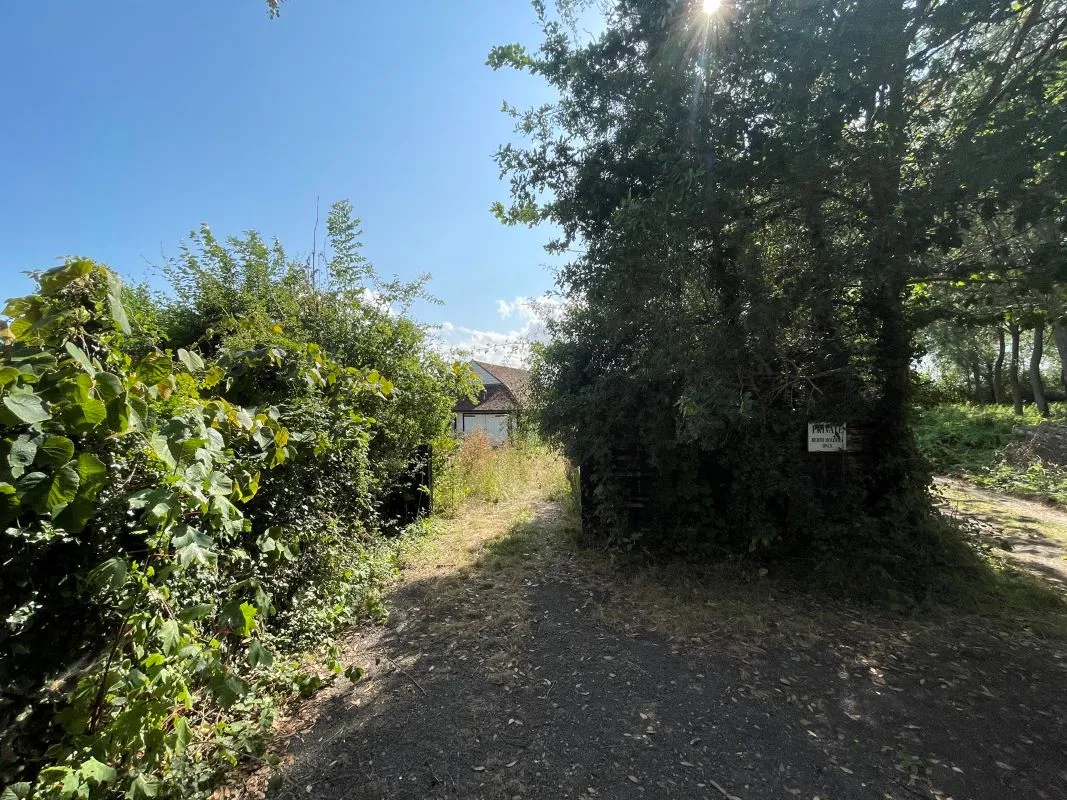 Hardwick Boathouse, Hardwick, Whitchurch on Thames, Berkshire, RG8 7RA