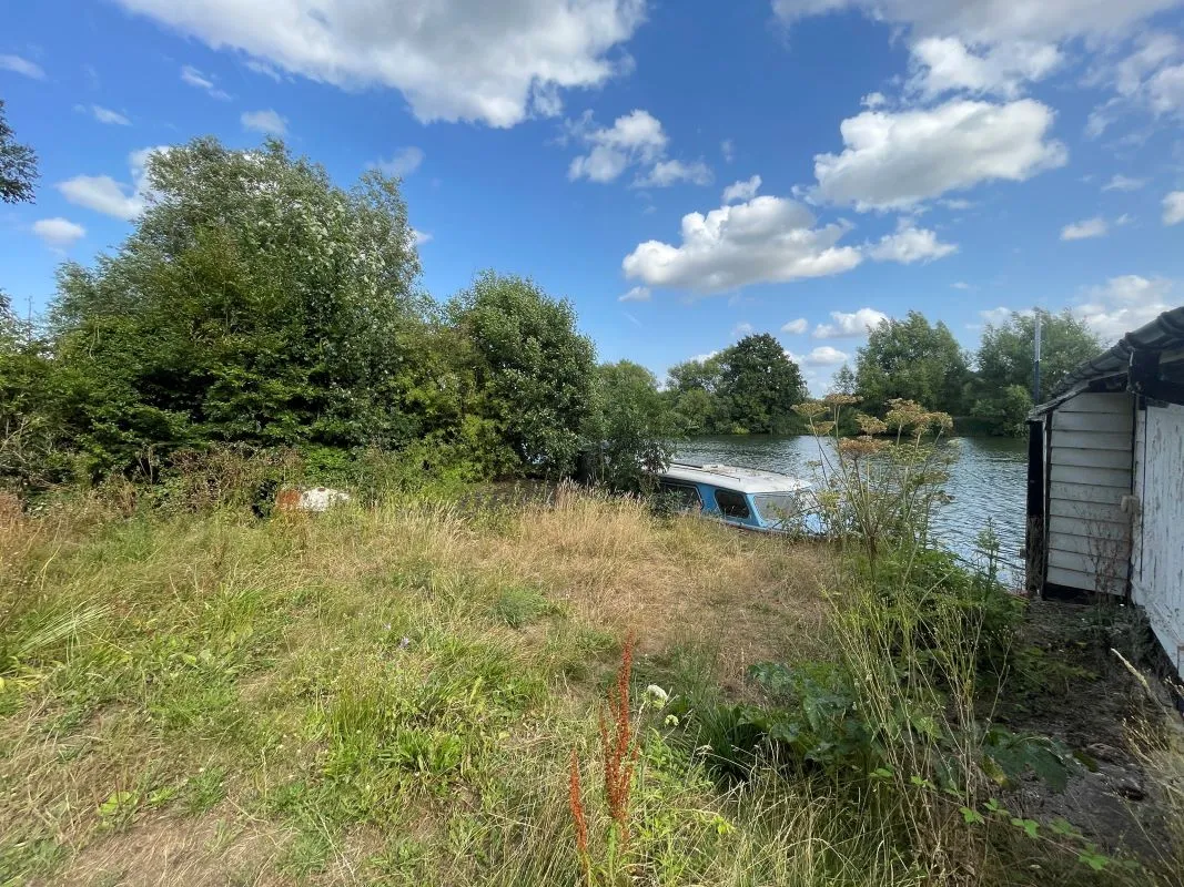 Hardwick Boathouse, Hardwick, Whitchurch on Thames, Berkshire, RG8 7RA