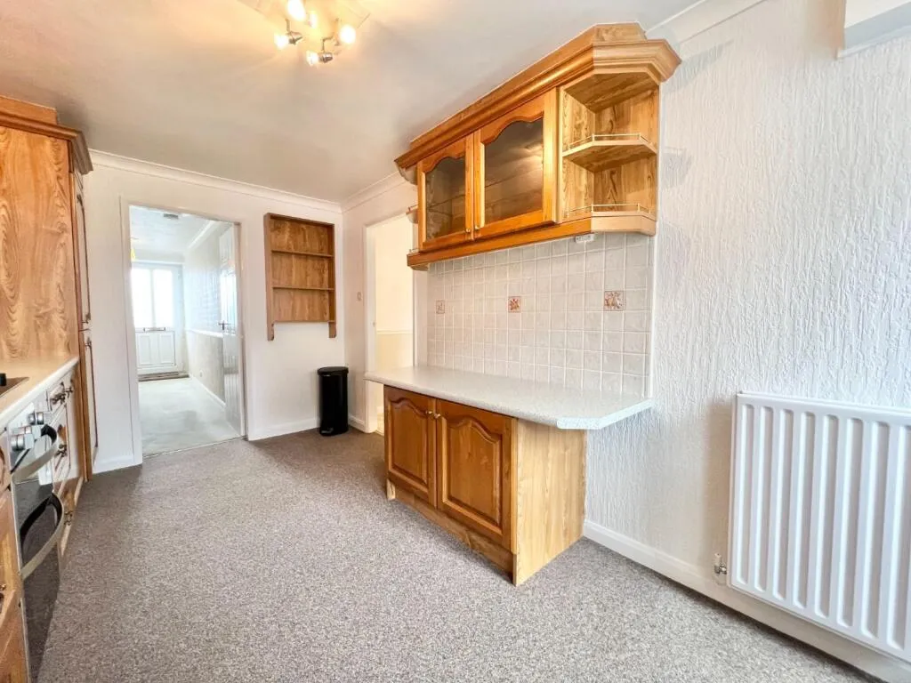 3 bed End of Terrace