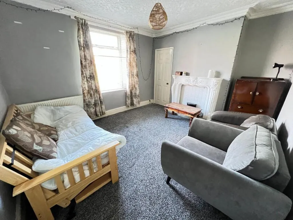 3 bed Terraced