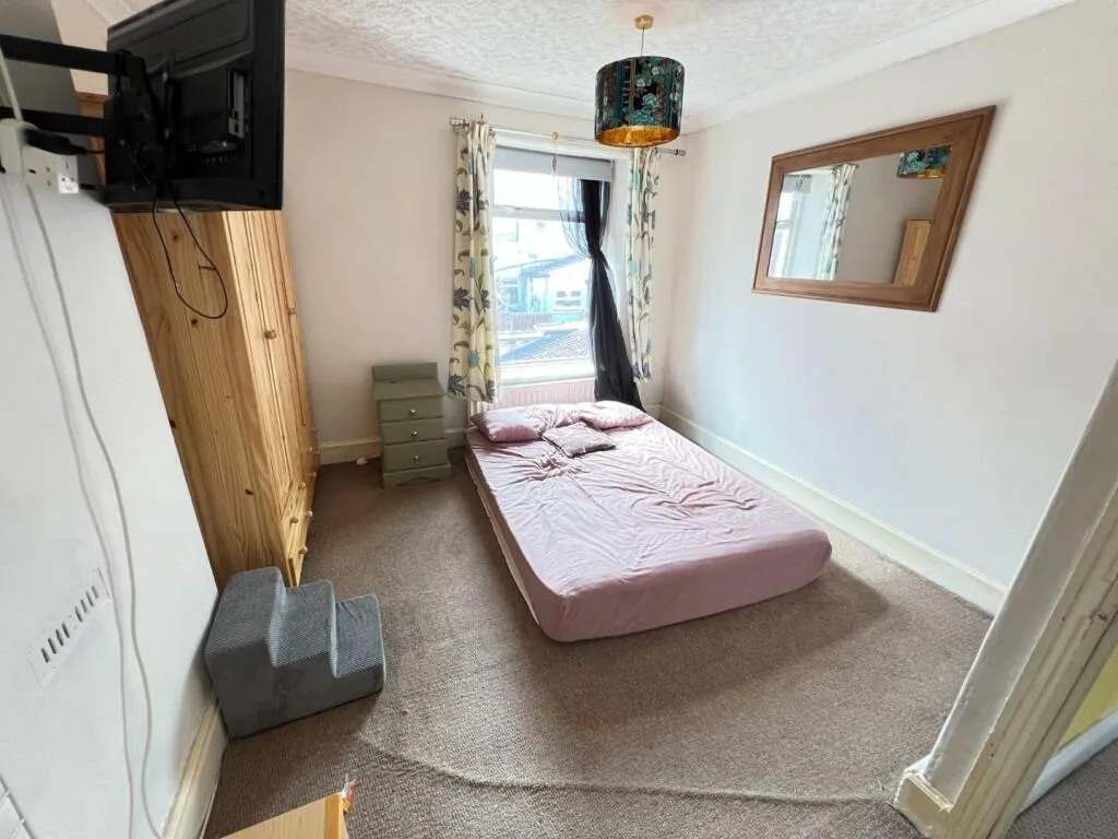 3 bed Terraced