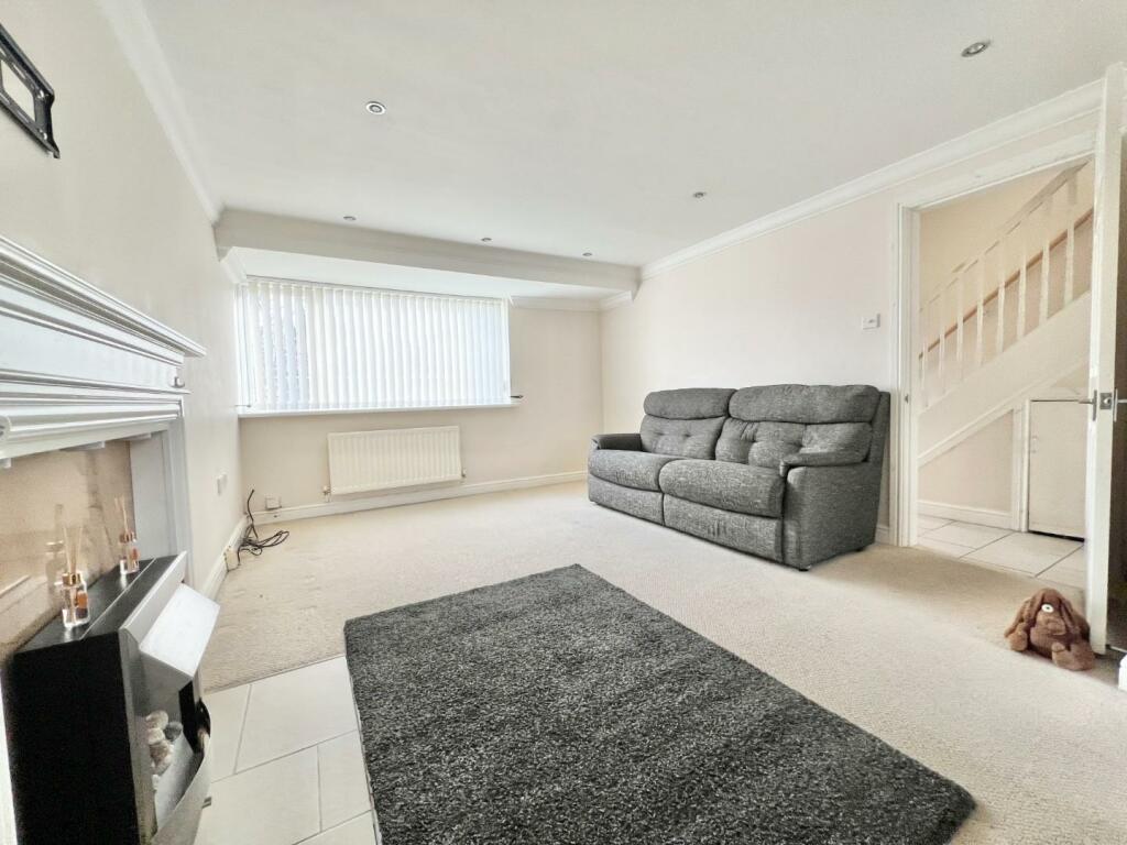 3 bed Semi-Detached
