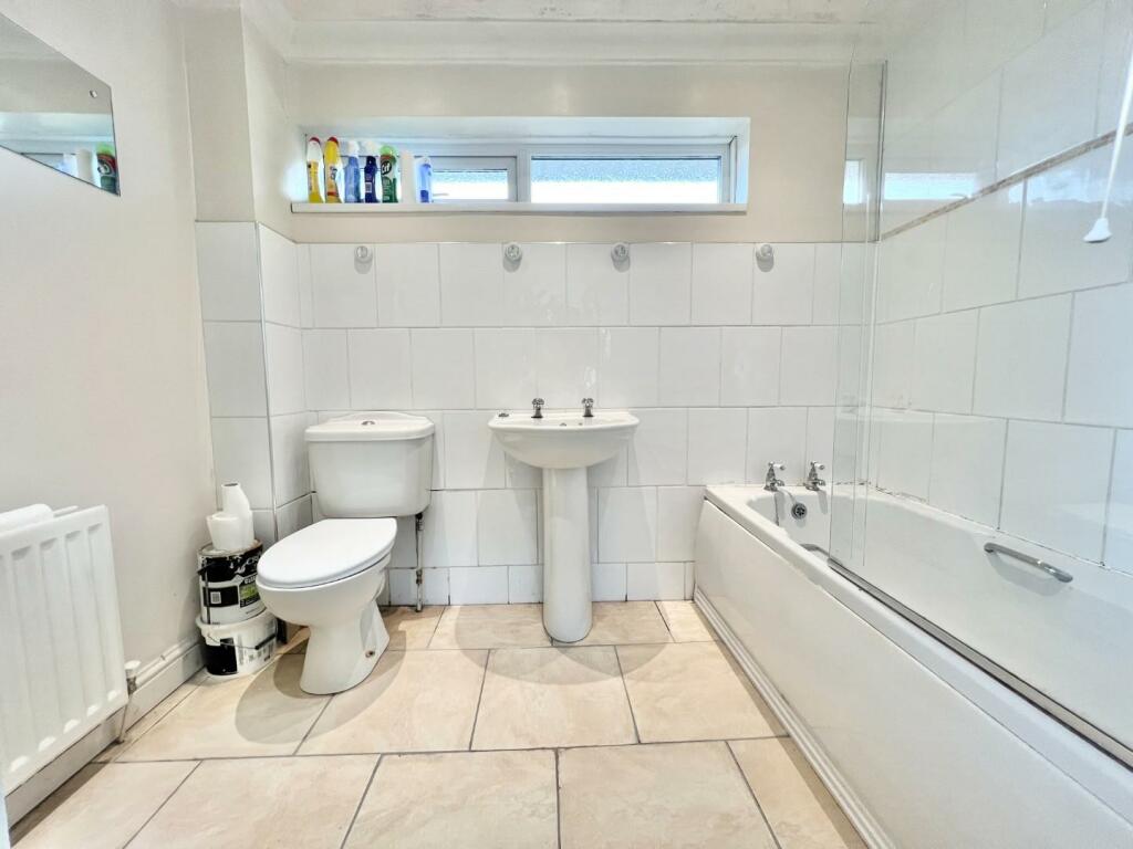 3 bed Semi-Detached