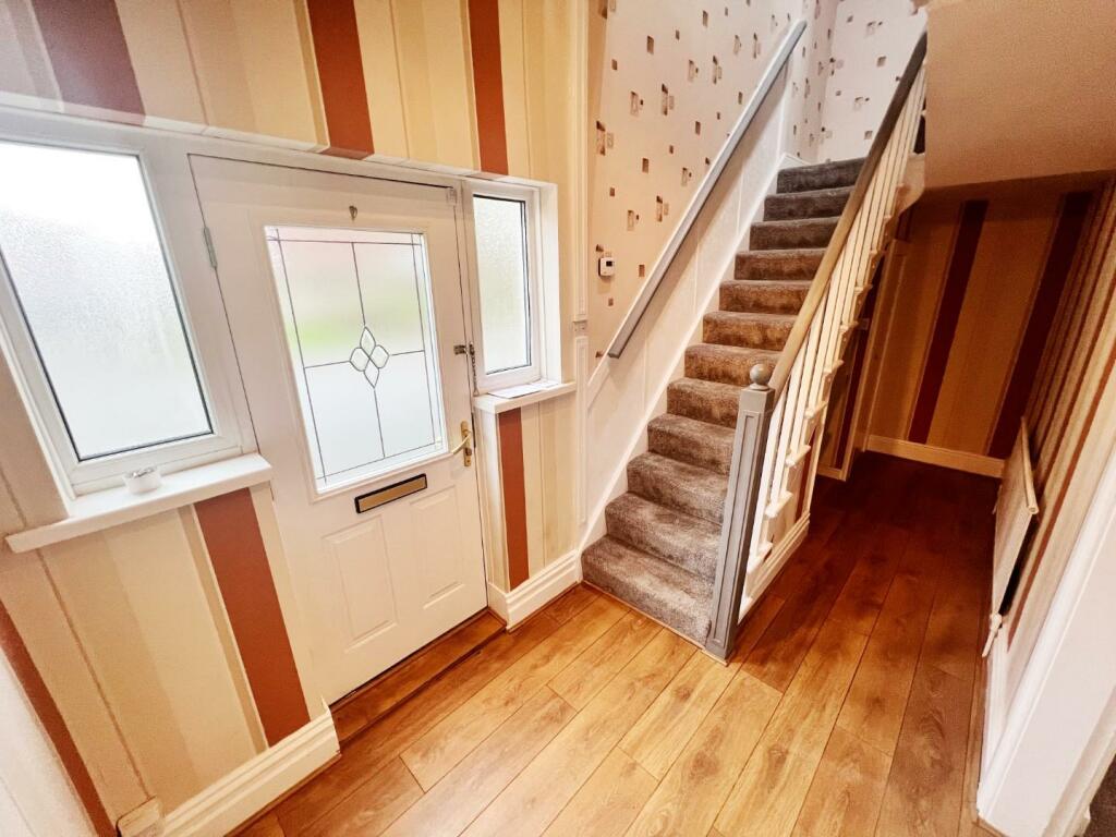 3 bed End of Terrace