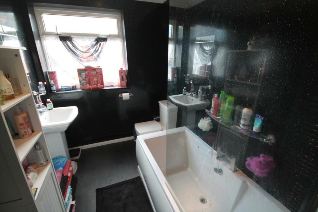 2 bed Terraced