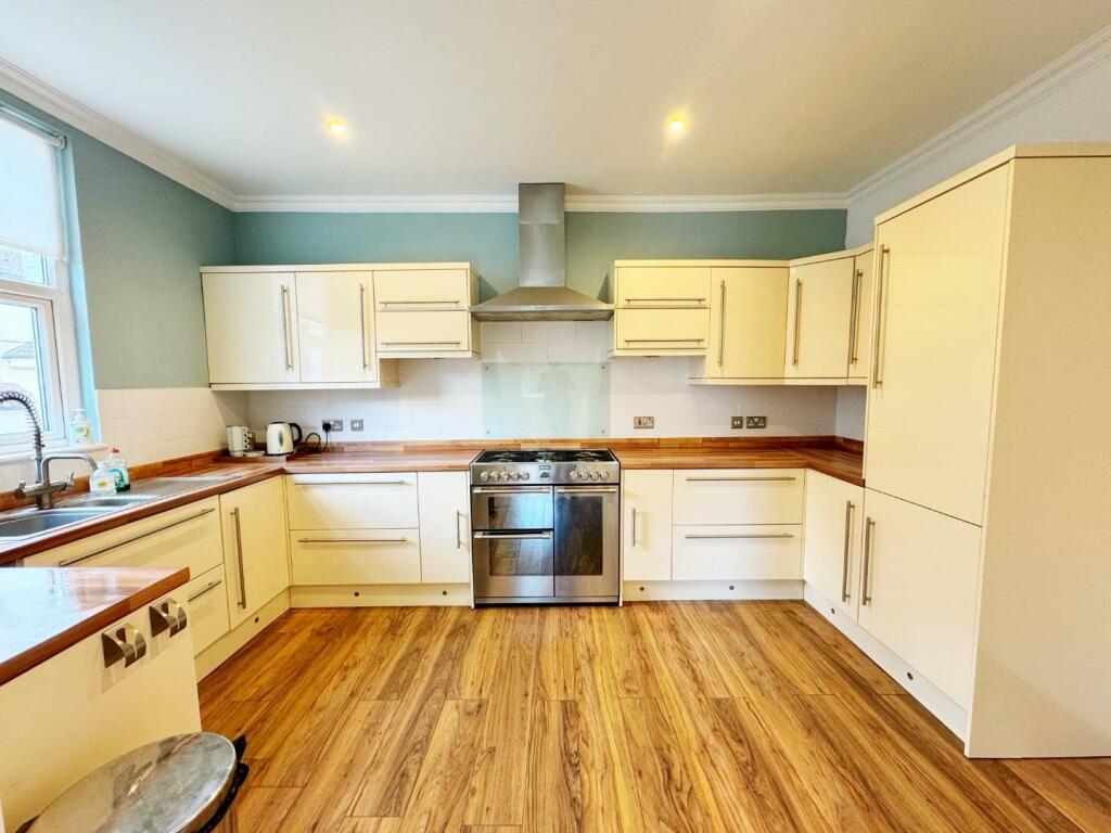 3 bed Terraced