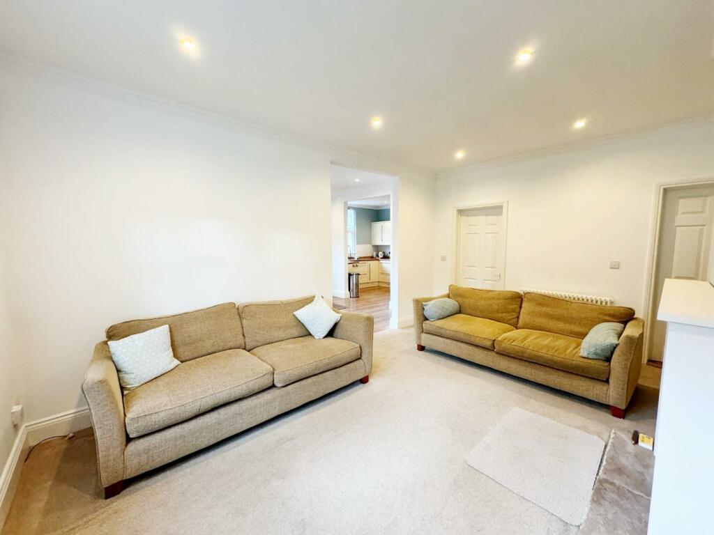 3 bed Terraced